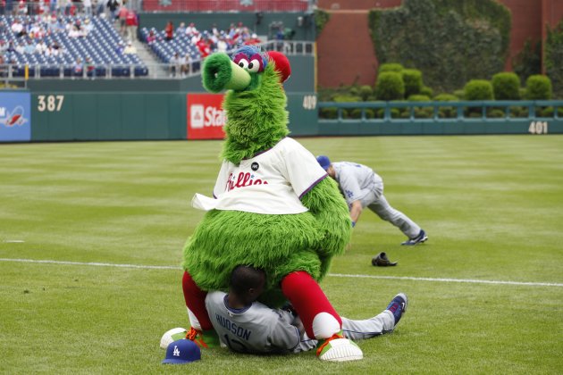 Los Angeles Dodgers v Philadelphia Phillies